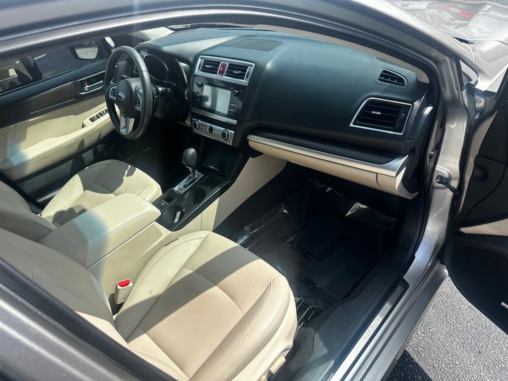 Subaru Legacy 4dr Sdn 2.5i Limited PZEV 2016