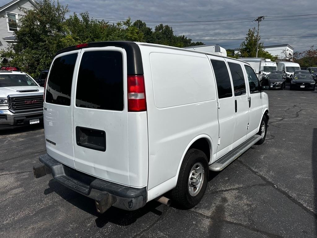 Chevrolet Express Cargo Van RWD 2500 135" 2020