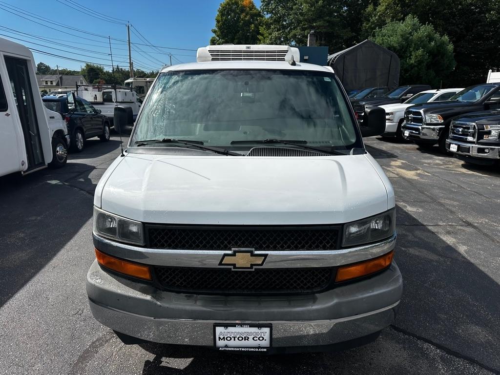 Chevrolet Express Cargo Van RWD 2500 135" 2020