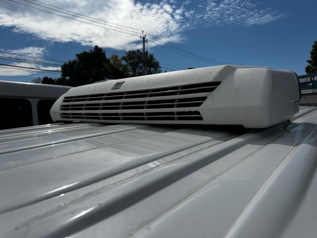 Chevrolet Express Cargo Van RWD 2500 135" 2020