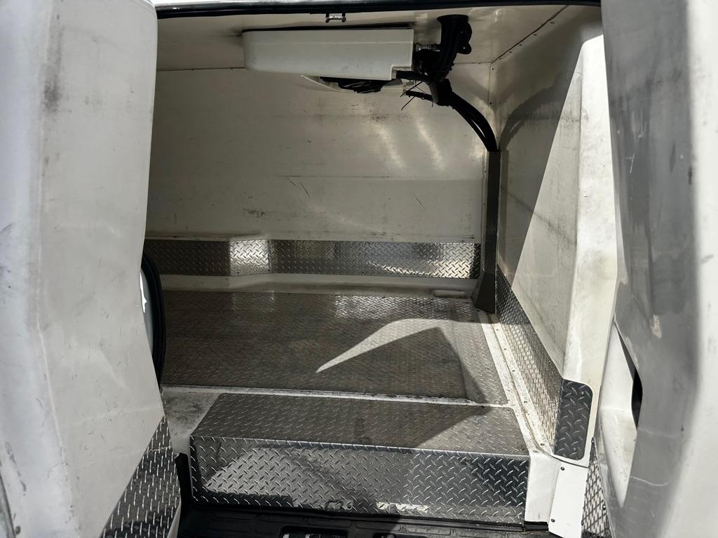 Chevrolet Express Cargo Van RWD 2500 135" 2020