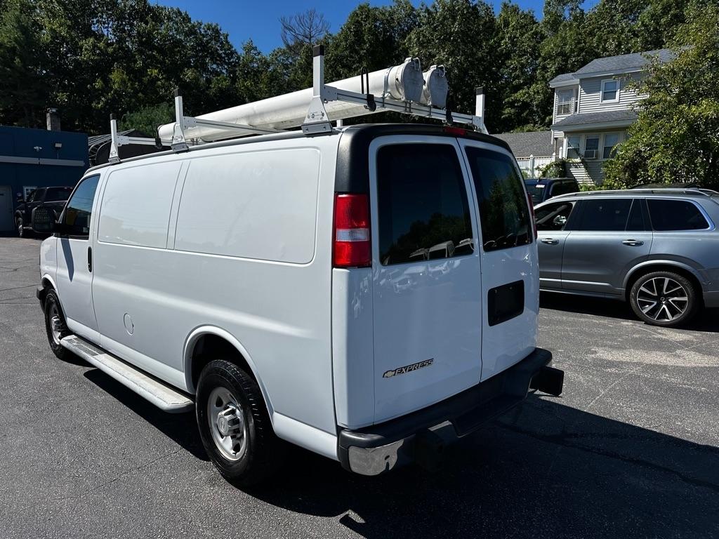 Chevrolet Express Cargo Van RWD 2500 135" 2019