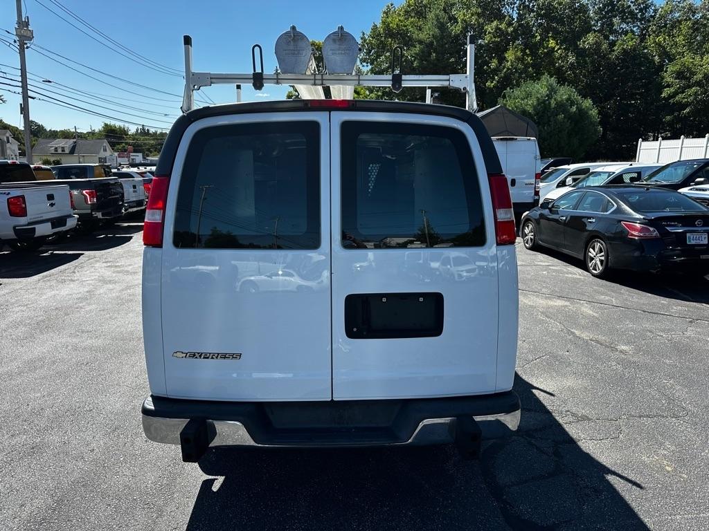 Chevrolet Express Cargo Van RWD 2500 135" 2019