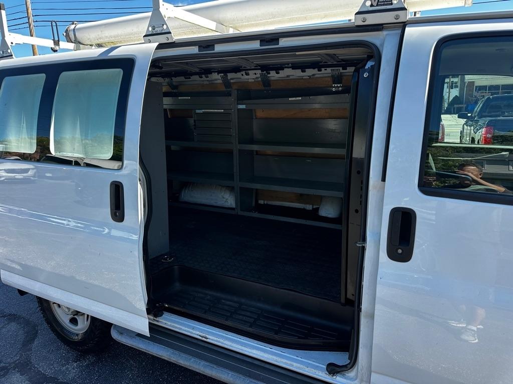 Chevrolet Express Cargo Van RWD 2500 135" 2019