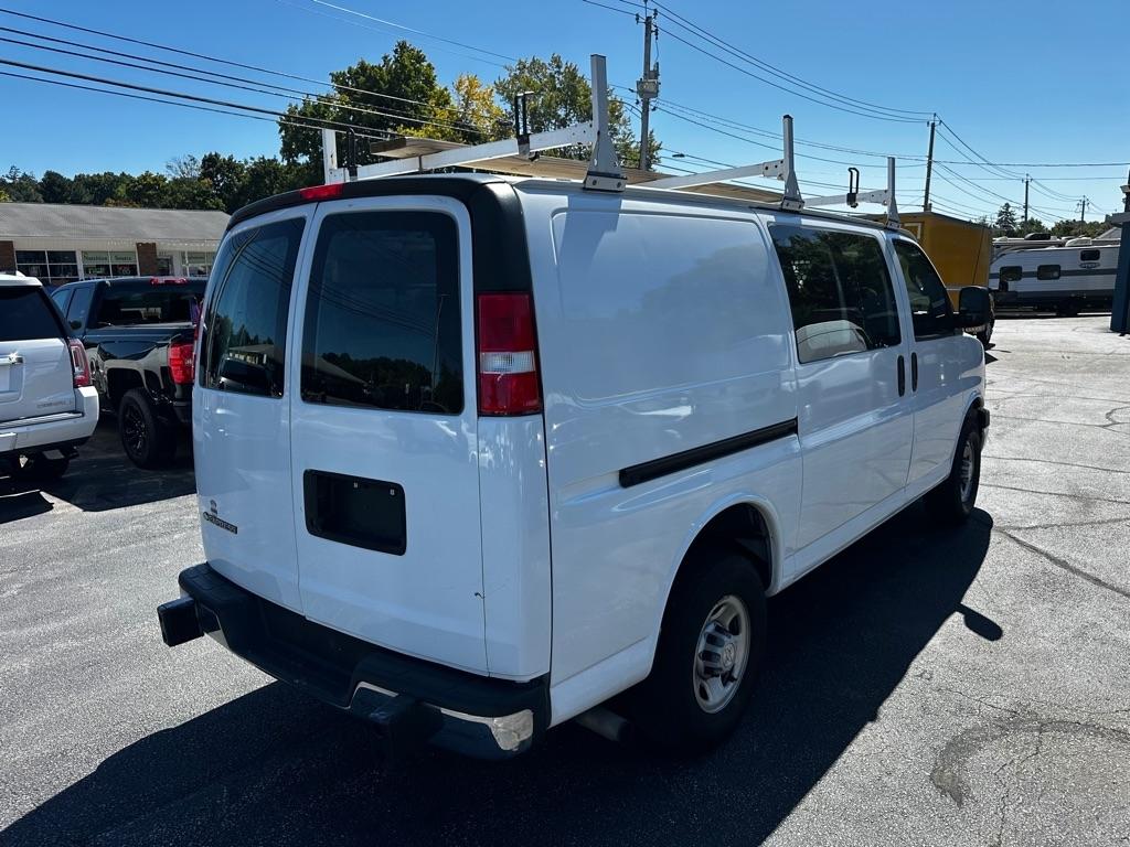 Chevrolet Express Cargo Van RWD 2500 135" 2021