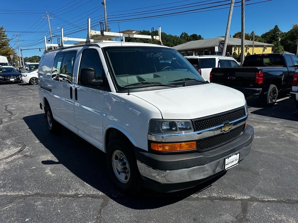 Chevrolet Express Cargo Van RWD 2500 135" 2021