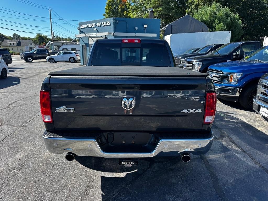 RAM 1500 Big Horn 4x4 Crew Cab 5'7" Box 2017
