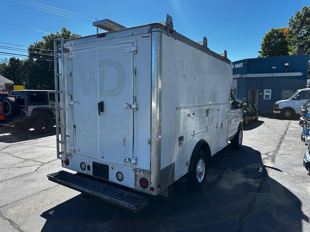 Ford Econoline Commercial Cutaway E-350 Super Duty 138" DRW 2015