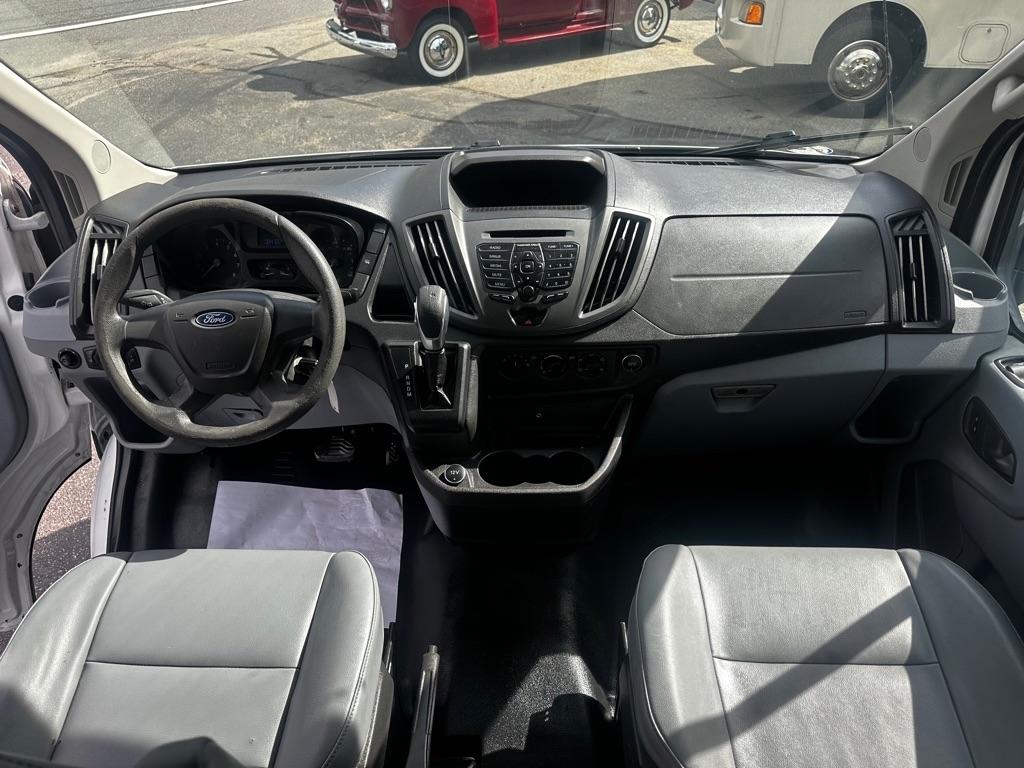 Ford Transit Van T-150 148" Med Rf 8600 GVWR Sliding RH Dr 2019
