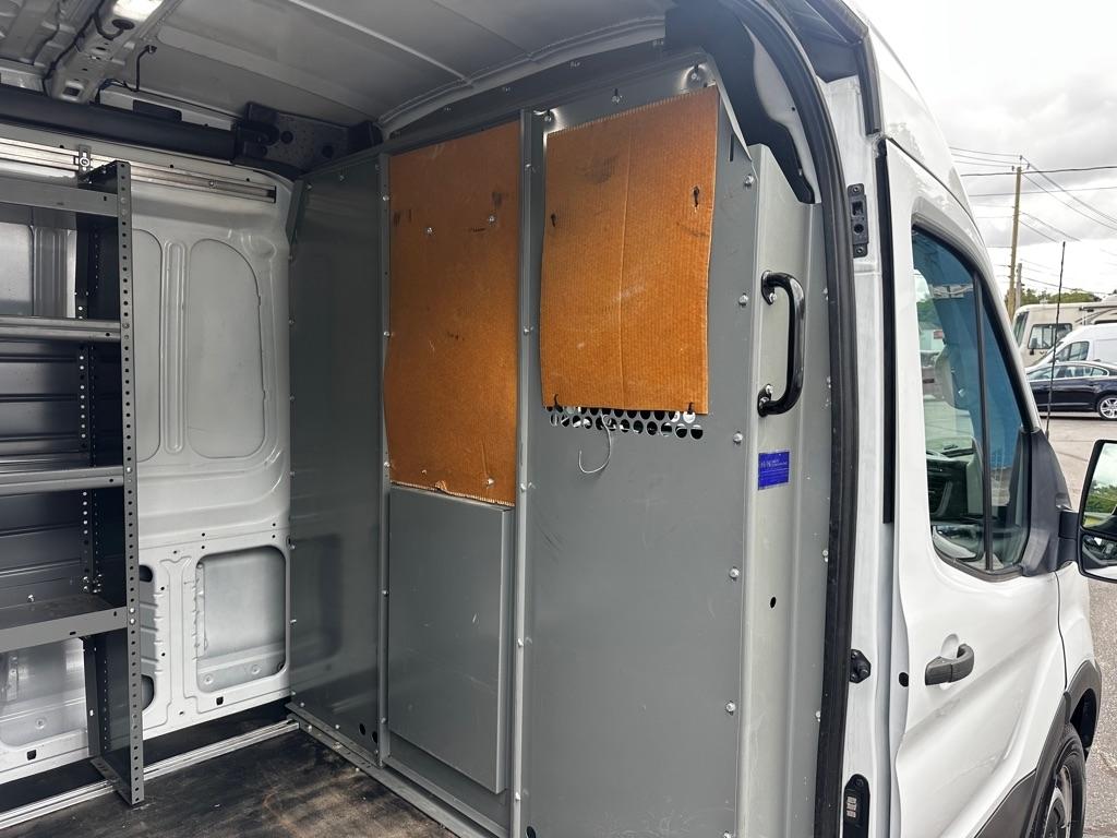 Ford Transit Cargo Van T-250 130" Med Rf 9070 GVWR RWD 2020