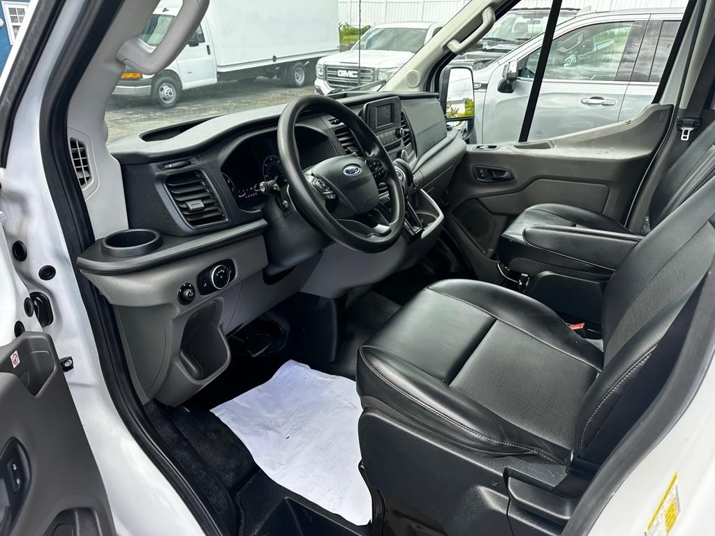 Ford Transit Cargo Van T-250 130" Med Rf 9070 GVWR RWD 2020