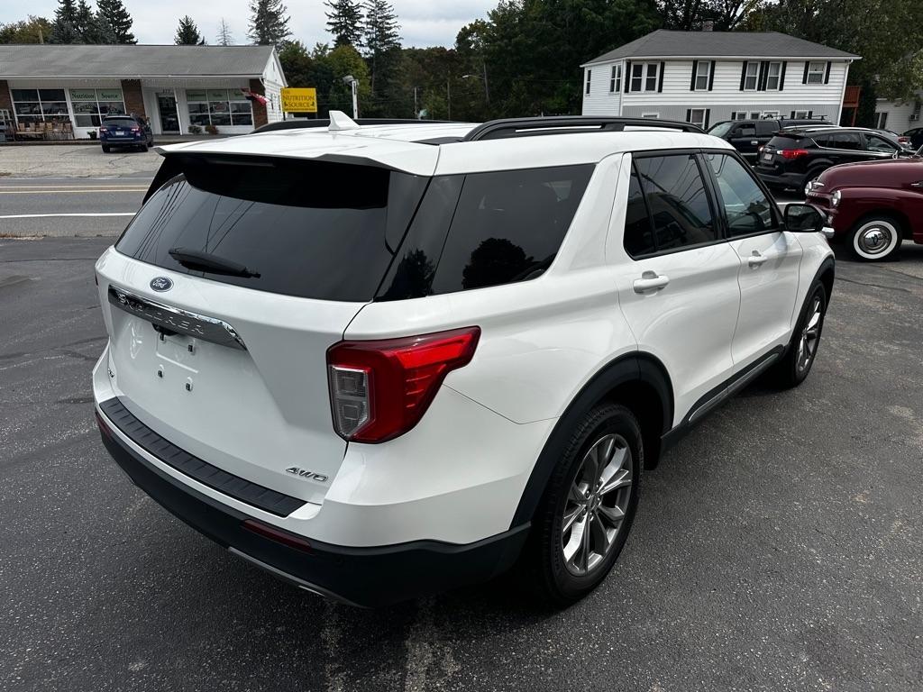 Ford Explorer XLT 4WD 2022