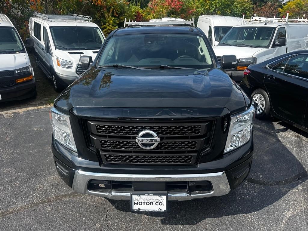 Nissan Titan 4x2 Crew Cab SV 2020