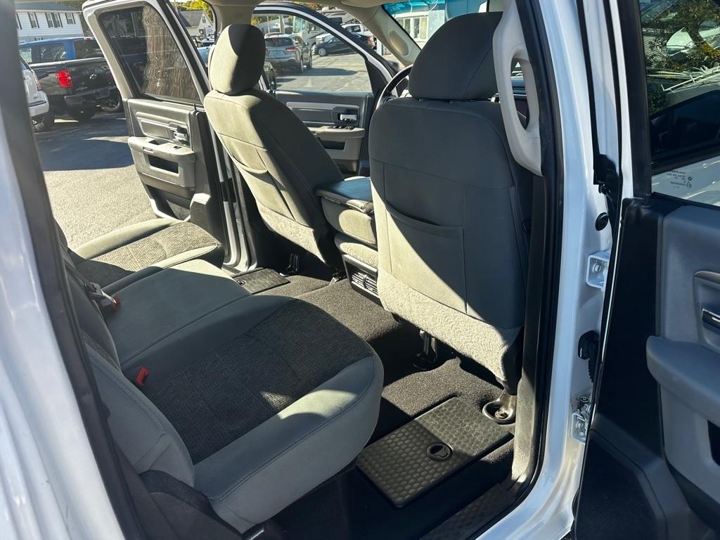 RAM 1500 Big Horn 4x4 Crew Cab 5'7" Box 2018