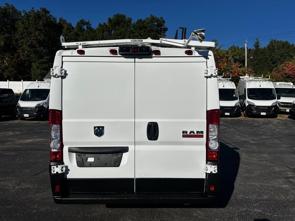 RAM ProMaster Cargo Van 1500 Low Roof 118" WB 2021