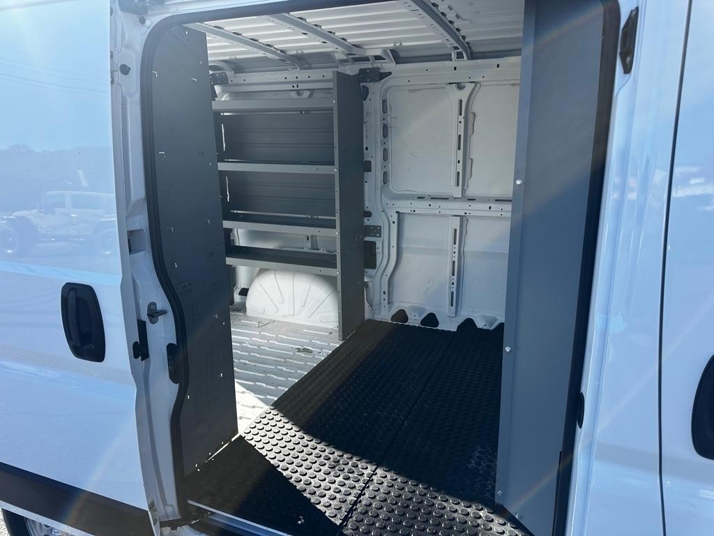 RAM ProMaster Cargo Van 1500 Low Roof 118" WB 2021