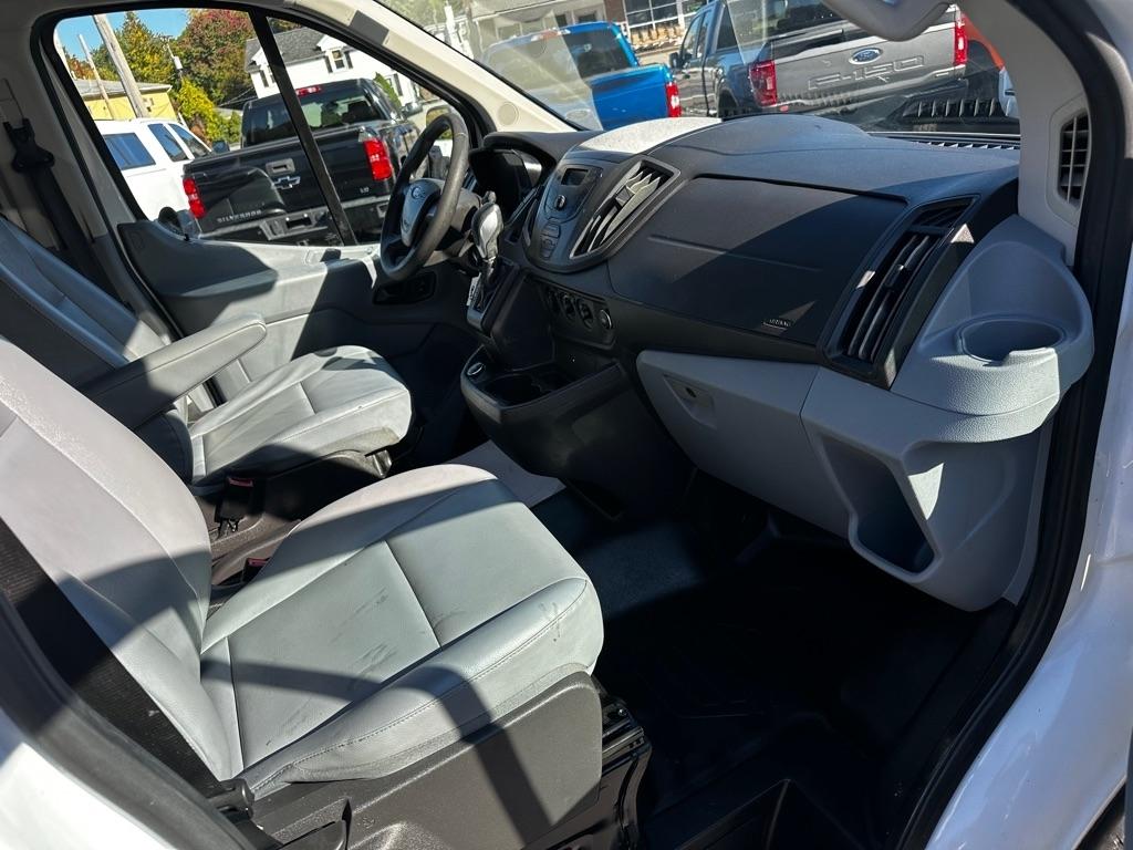 Ford Transit Van T-250 148" Low Rf 9000 GVWR Swing-Out RH Dr 2018