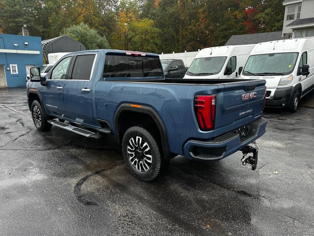GMC Sierra 3500HD 4WD Crew Cab 159" Denali 2024