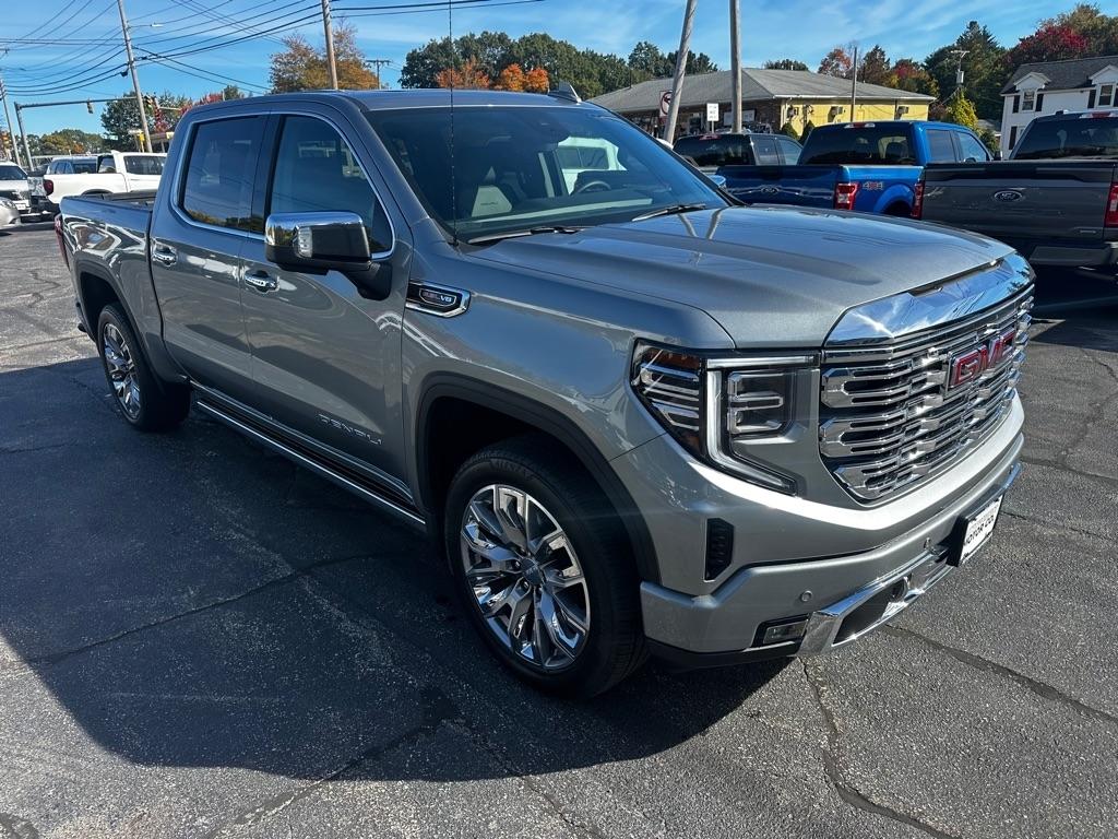 GMC Sierra 1500 4WD Crew Cab 147" Denali 2026