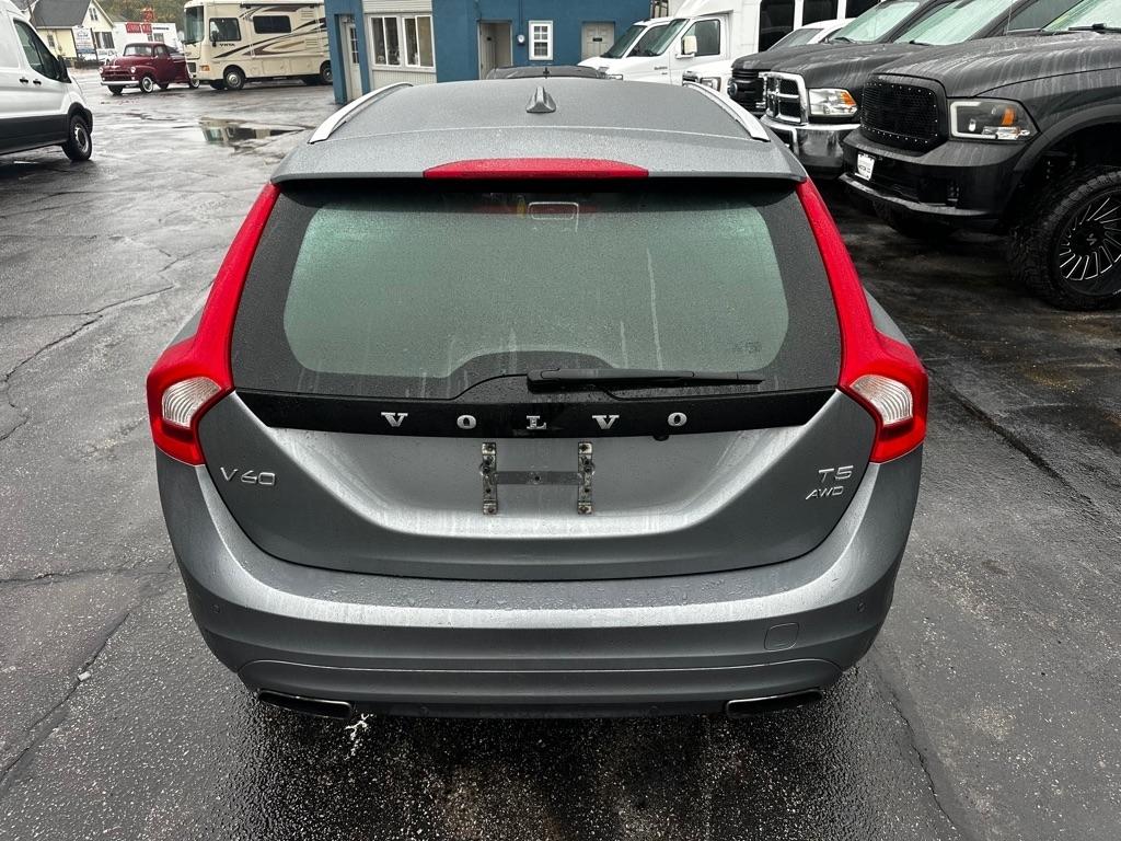 Volvo V60 4dr Wgn T5 Premier AWD 2016