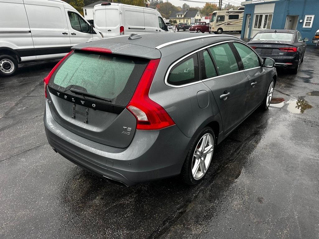 Volvo V60 4dr Wgn T5 Premier AWD 2016