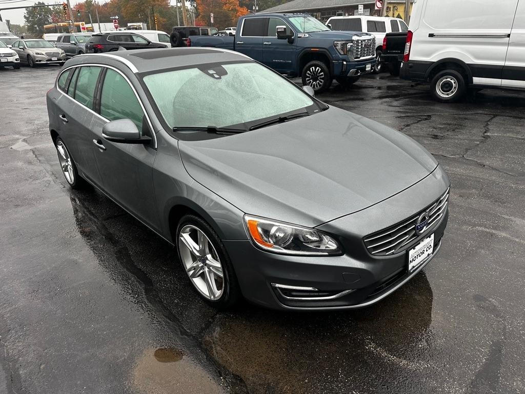 Volvo V60 4dr Wgn T5 Premier AWD 2016
