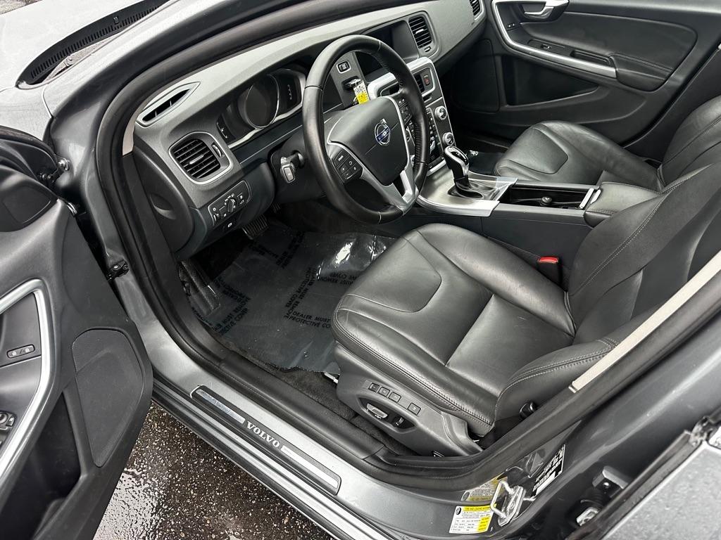 Volvo V60 4dr Wgn T5 Premier AWD 2016