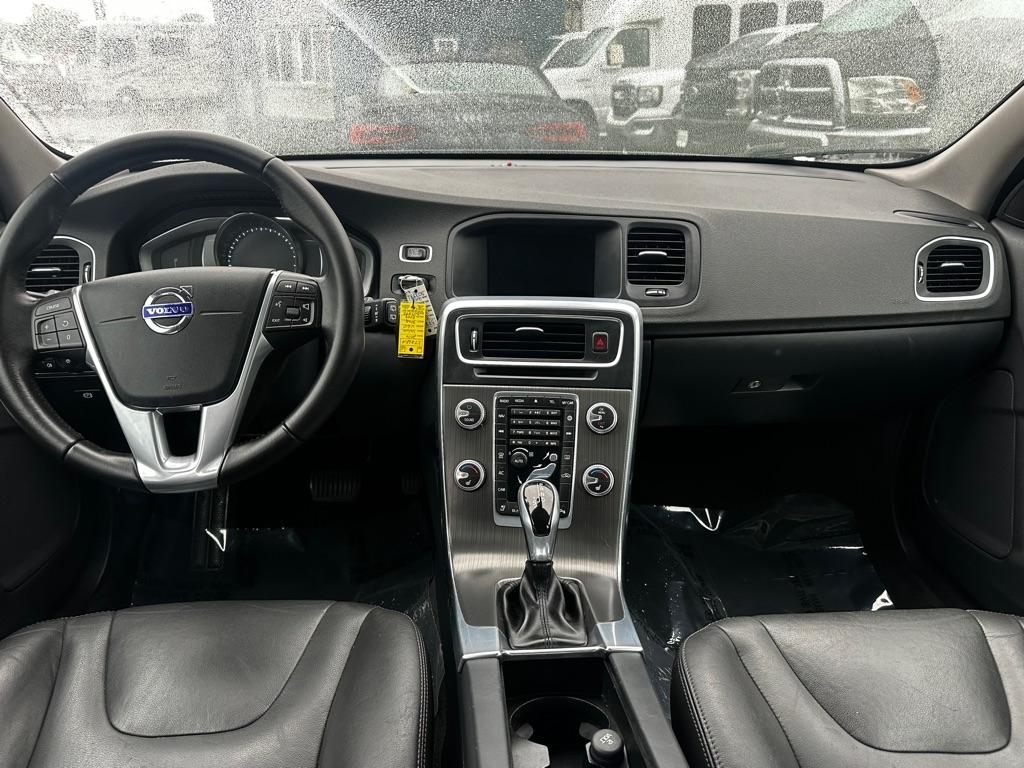 Volvo V60 4dr Wgn T5 Premier AWD 2016