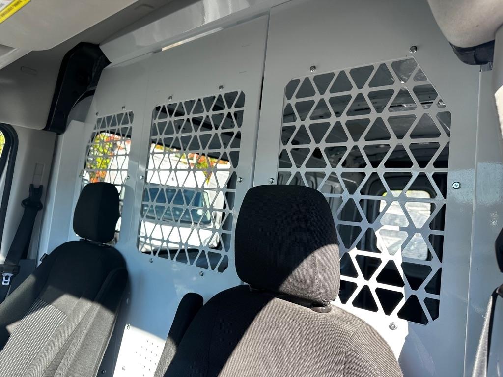Ford Transit Cargo Van T-250 148" Med Rf 9000 GVWR Sliding RH Dr 2016