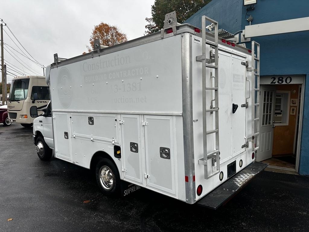 Ford Econoline Commercial Cutaway E-350 Super Duty 138" SRW 2013