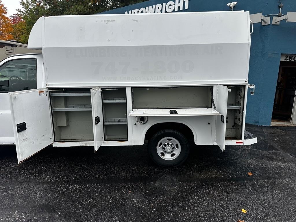 Chevrolet Express Commercial Cutaway 3500 Van 139" 2014