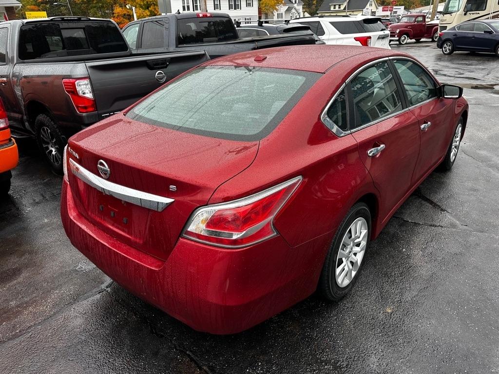 Nissan Altima 4dr Sdn I4 2.5 2015