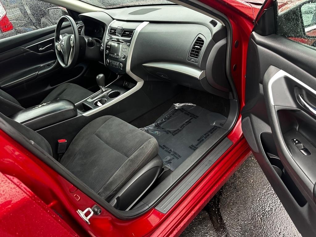 Nissan Altima 4dr Sdn I4 2.5 2015