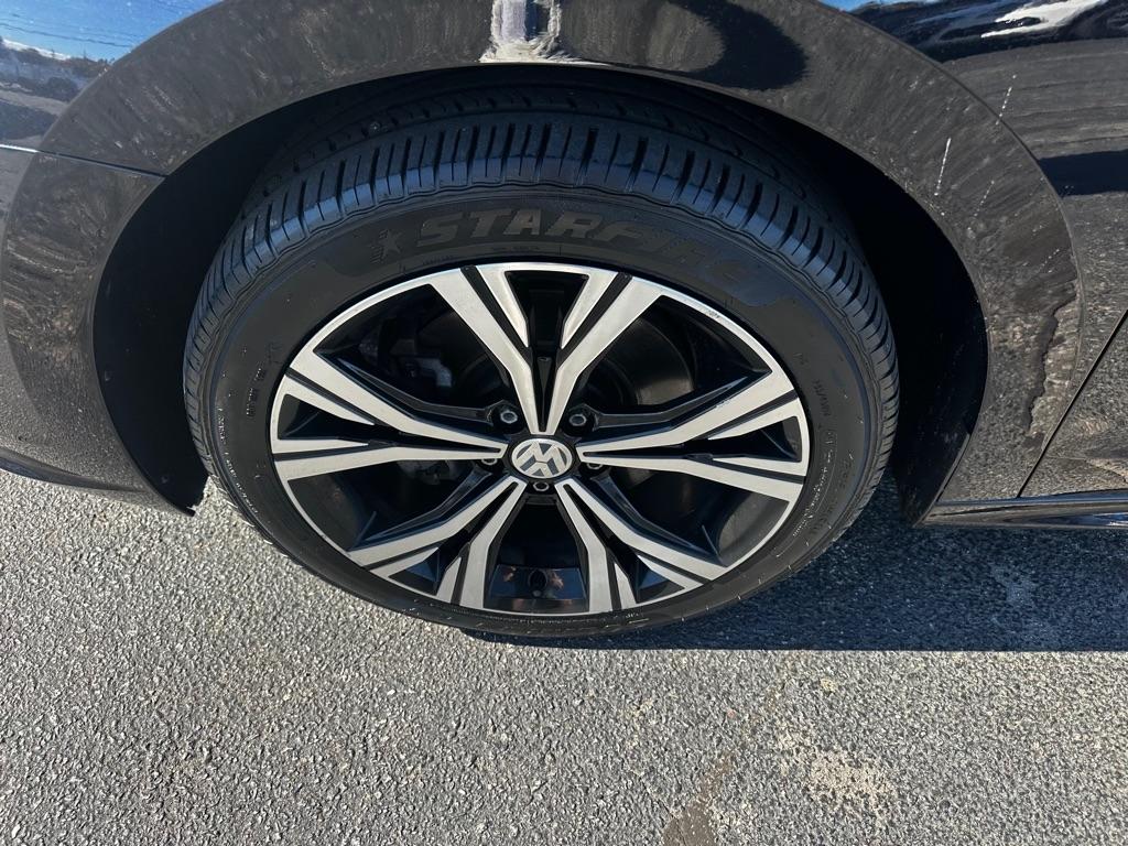 Volkswagen Passat 2.0T SE Auto 2021
