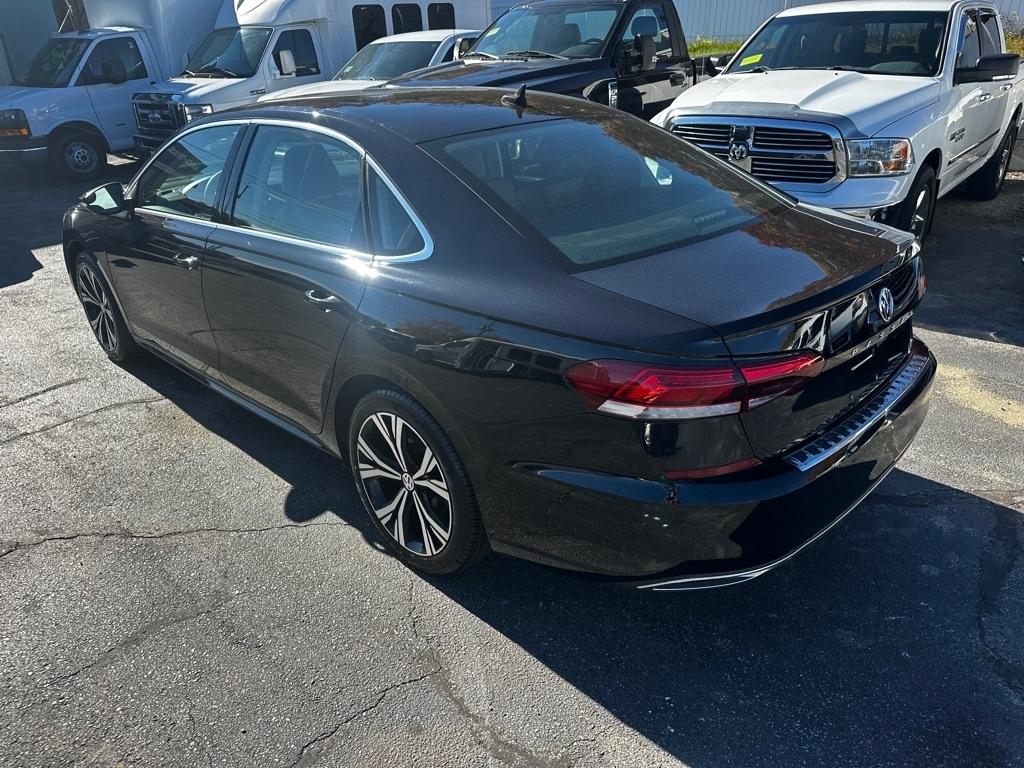 Volkswagen Passat 2.0T SE Auto 2021