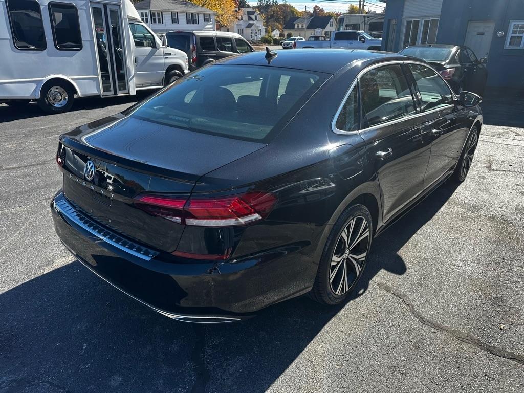 Volkswagen Passat 2.0T SE Auto 2021