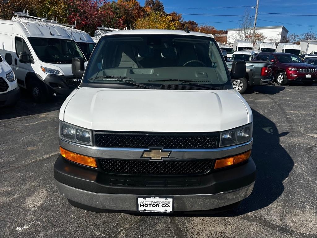 Chevrolet Express Passenger RWD 3500 155" LT 2019
