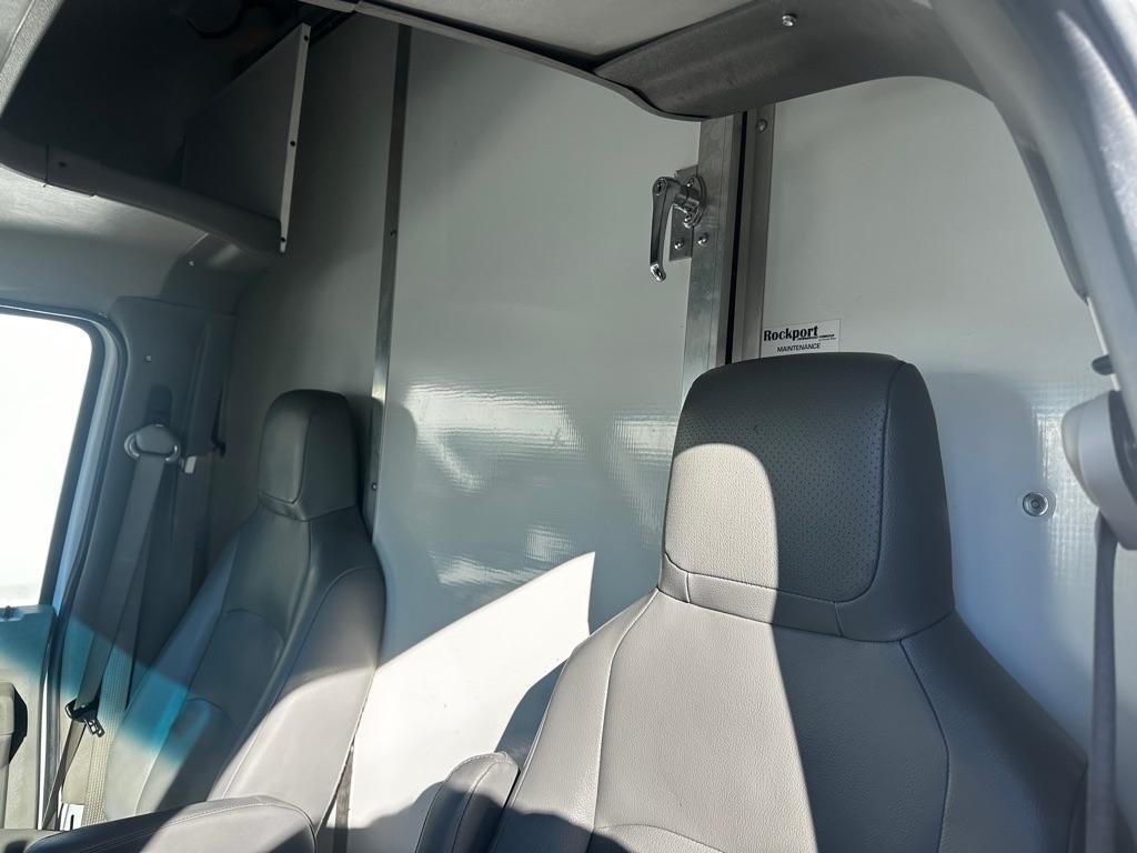 Ford E-Series Cutaway E-350 SRW 138" WB 2021