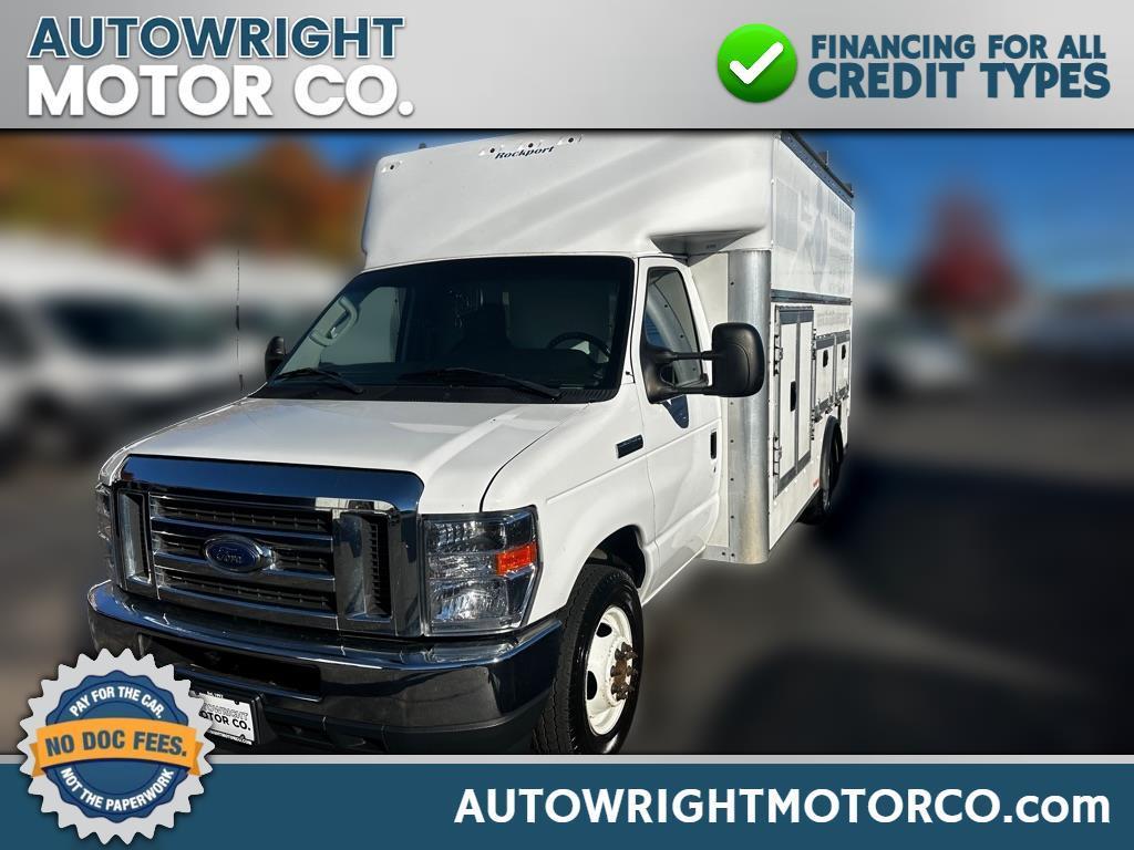 Ford E-Series Cutaway E-350 SRW 138" WB 2021