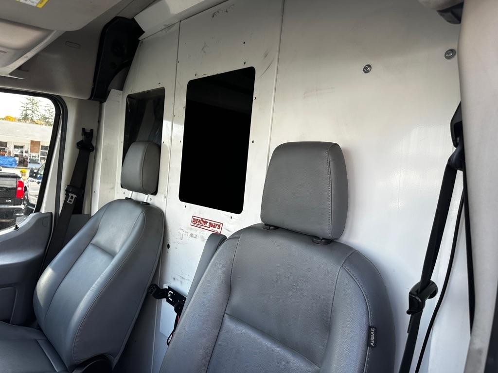 Ford Transit Van T-350 148" Med Rf 9500 GVWR Sliding RH Dr 2018