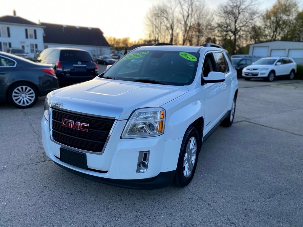 2013 Gmc Terrain SLE photo 2