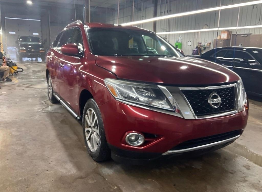Nissan Pathfinder  2016