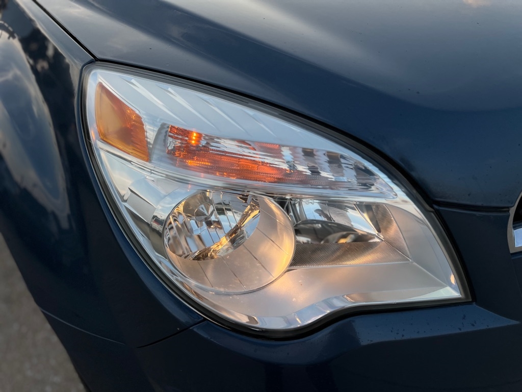 Chevrolet Equinox  2011