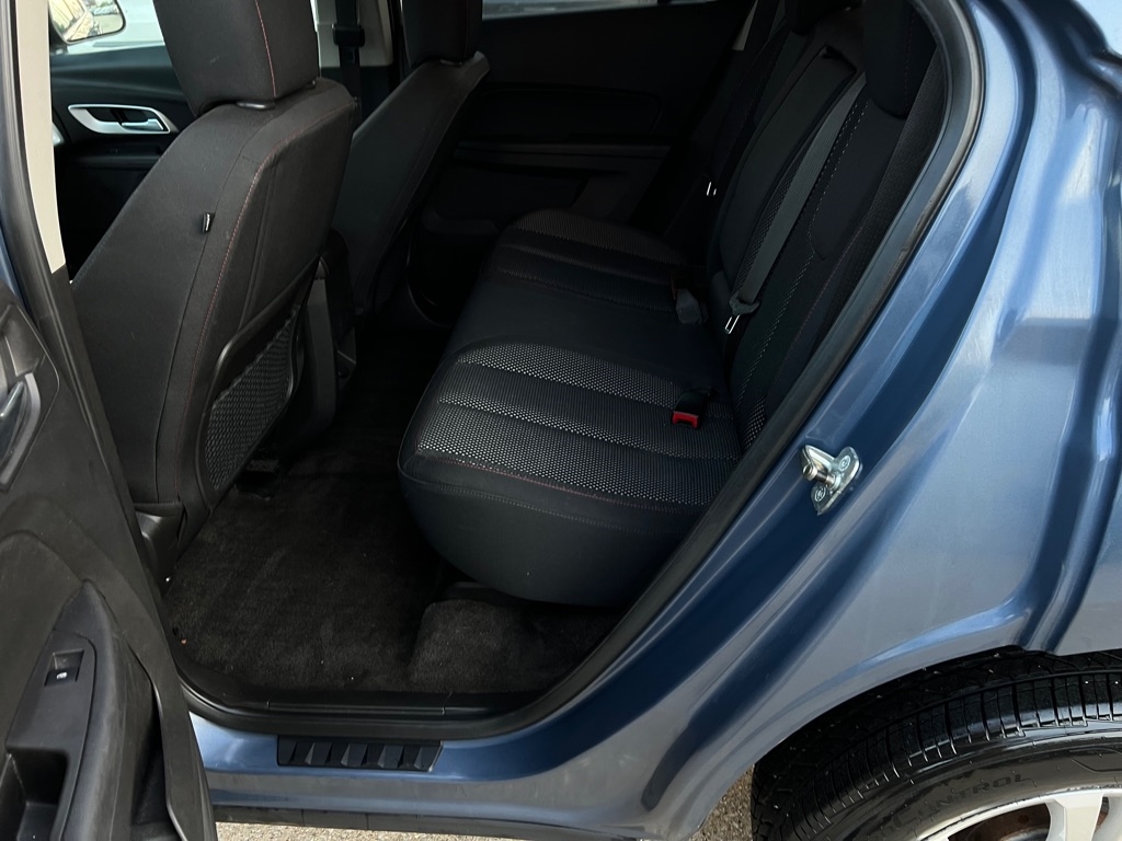 Chevrolet Equinox  2011