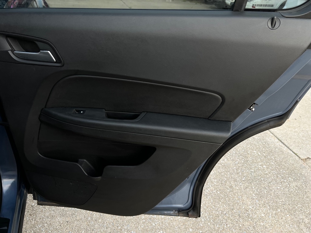 Chevrolet Equinox  2011