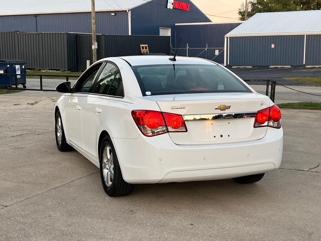 Chevrolet Cruze  2012