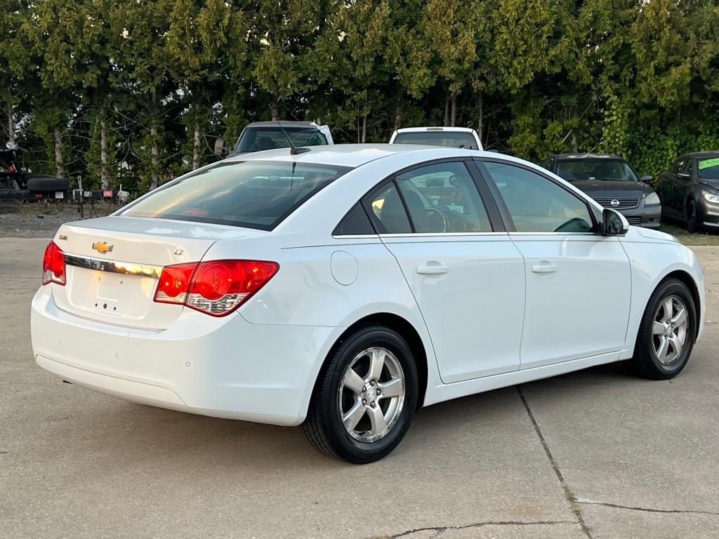 Chevrolet Cruze  2012