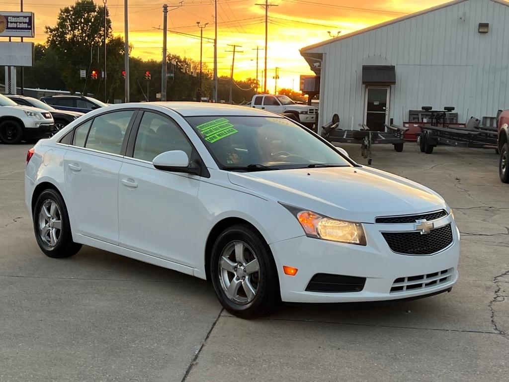 Chevrolet Cruze  2012