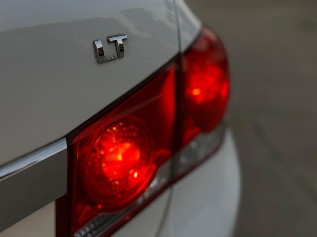 Chevrolet Cruze  2012