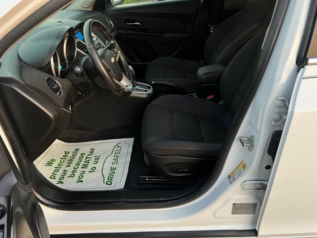 Chevrolet Cruze  2012